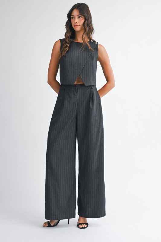 Gea Pin Stripe Set (PRE-ORDER) 11/25/25